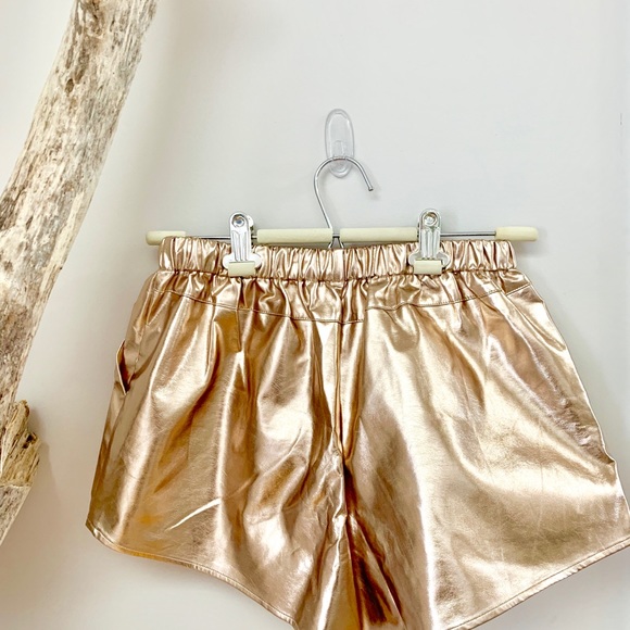 NWT Fashion Nova Gold Shorts Small - Picture 3 of 6